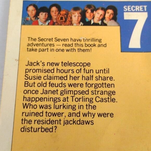 Two Vintage Secret 7 Softcover Books by Enid Blyton 1980/1981‎ - Picture 4 of 12